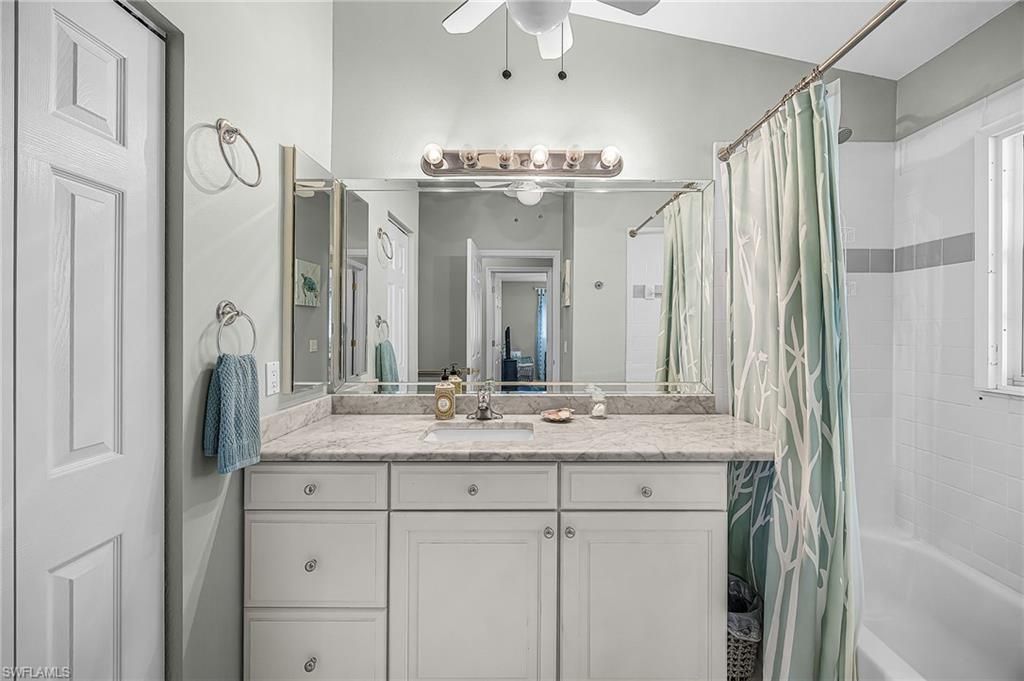 Image 23 of property listing at 2815 SW 37th TER, Cape Coral, FL 33914