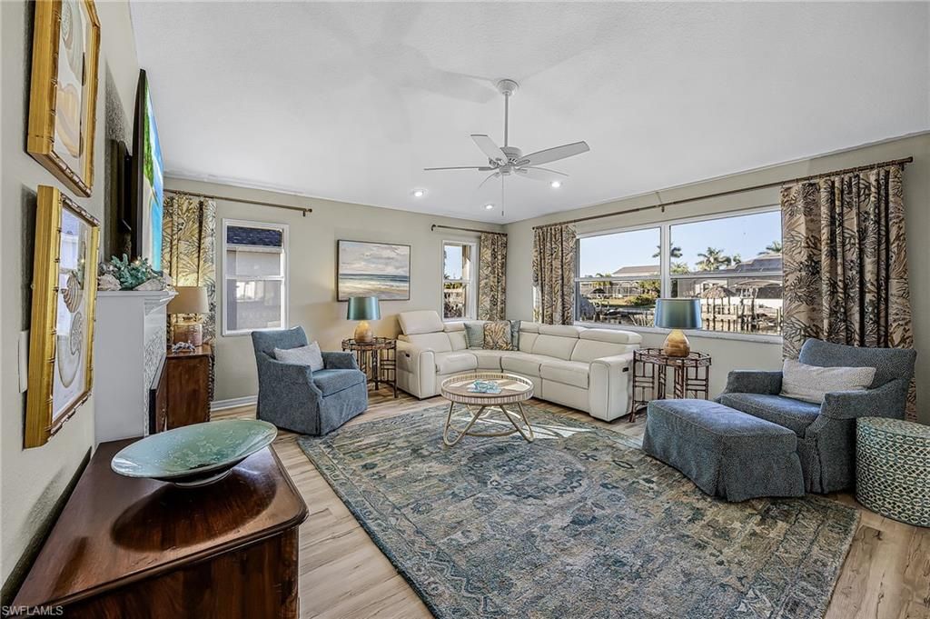 Image 25 of property listing at 2815 SW 37th TER, Cape Coral, FL 33914