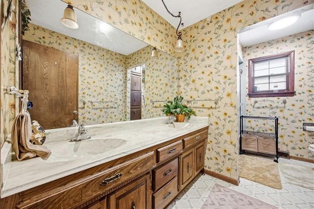15116 Chestnut Street, Basehor, KS 66007