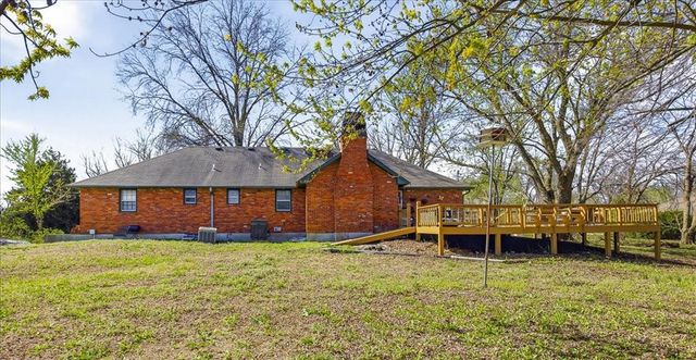 15116 Chestnut Street, Basehor, KS 66007