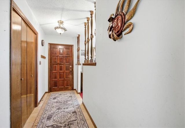 15116 Chestnut Street, Basehor, KS 66007