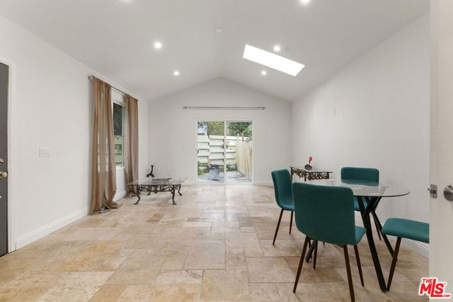 4112 Old Topanga Canyon Road UNIT B, Calabasas, CA 91302