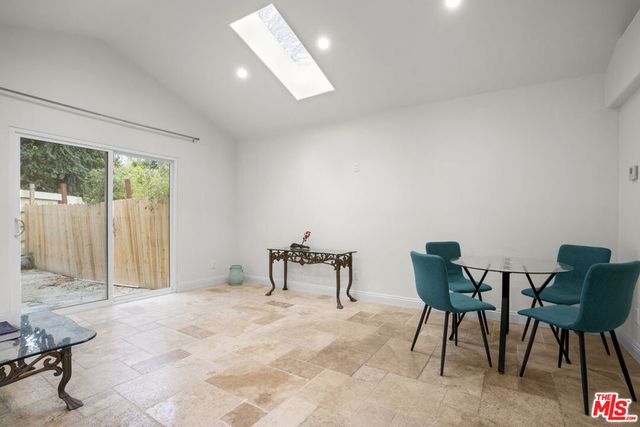 4112 Old Topanga Canyon Road UNIT B, Calabasas, CA 91302