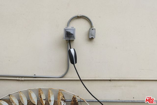 4112 Old Topanga Canyon Road UNIT B, Calabasas, CA 91302