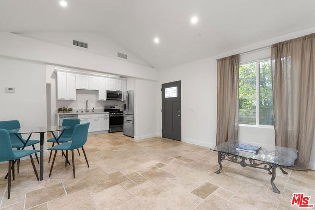 4112 Old Topanga Canyon Road UNIT B, Calabasas, CA 91302