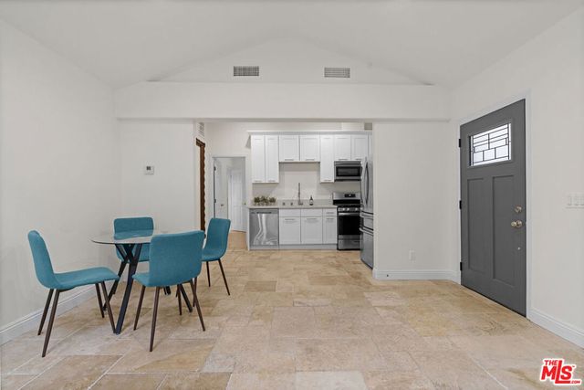 4112 Old Topanga Canyon Road UNIT B, Calabasas, CA 91302