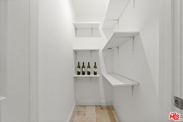 4112 Old Topanga Canyon Road UNIT B, Calabasas, CA 91302