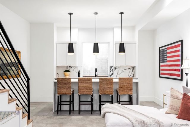 255 Jackson Street, Denver, CO 80206