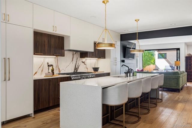 255 Jackson Street, Denver, CO 80206