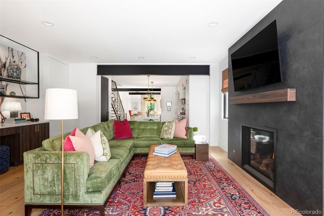 255 Jackson Street, Denver, CO 80206