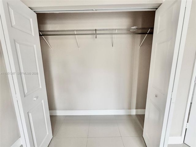 3840 SW 52nd Ave 3840, Pembroke Park, FL 33023