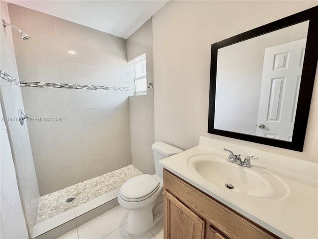 3840 SW 52nd Ave 3840, Pembroke Park, FL 33023