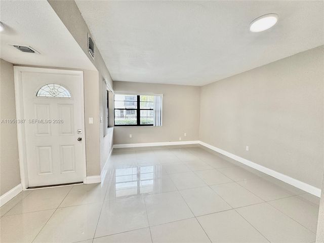 3840 SW 52nd Ave 3840, Pembroke Park, FL 33023
