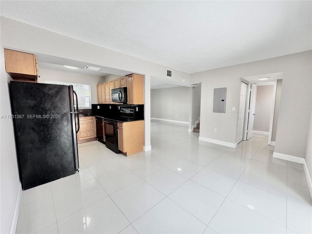 3840 SW 52nd Ave 3840, Pembroke Park, FL 33023