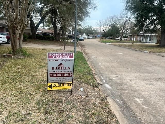 4324 Goulburn Drive, Houston, TX 77045