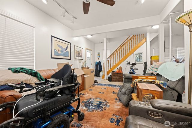 1202 5th Street, Anacortes, WA 98221