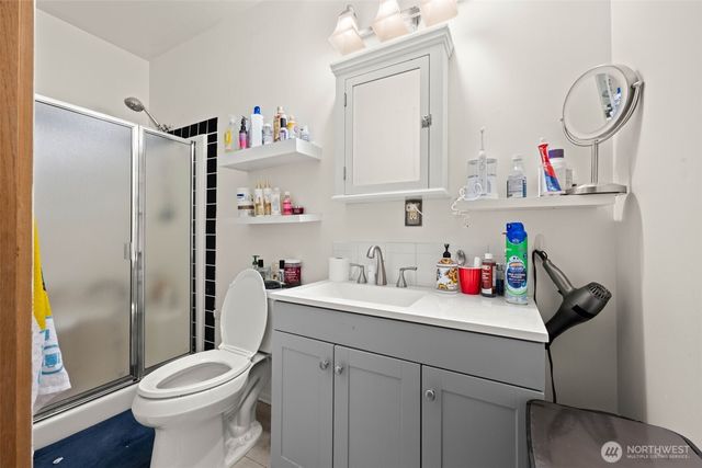 1202 5th Street, Anacortes, WA 98221