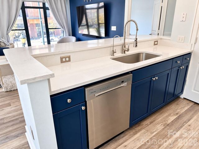 115 E Park Avenue 201, Charlotte, NC 28203