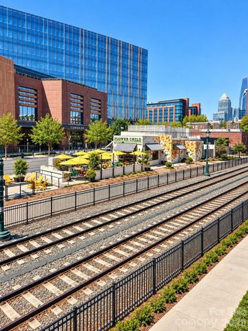 115 E Park Avenue 201, Charlotte, NC 28203