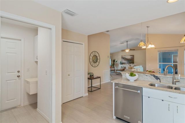 2206 MISTLETO LANE, North Port, FL 34286