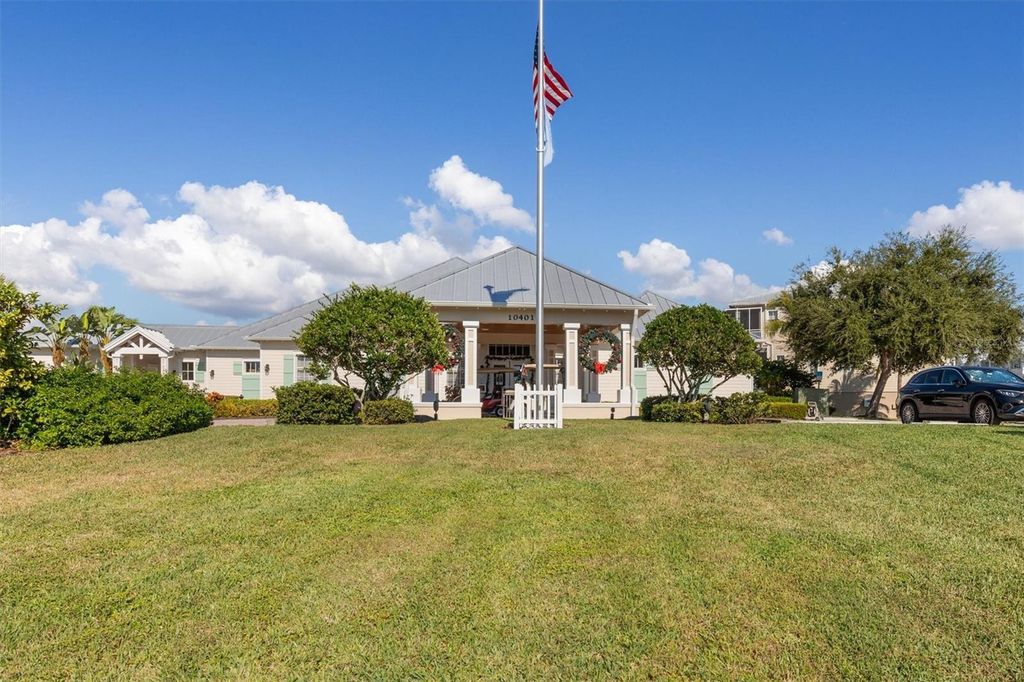 Image 45 of property listing at 10300 TARPON LANDINGS TERRACE 4, Placida, FL 33946