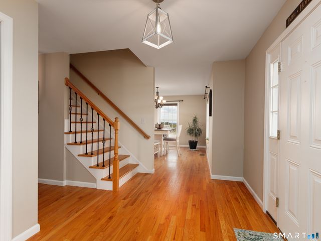 27 Maggie Court, Plymouth, CT 06786