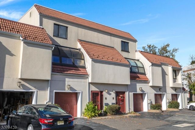 57 Musano Ct, West Orange Twp., NJ 07052