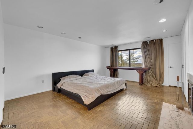 57 Musano Ct, West Orange Twp., NJ 07052