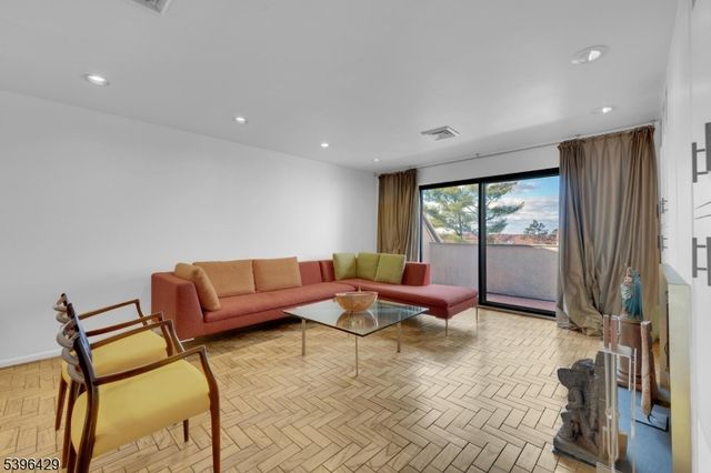 57 Musano Ct, West Orange Twp., NJ 07052