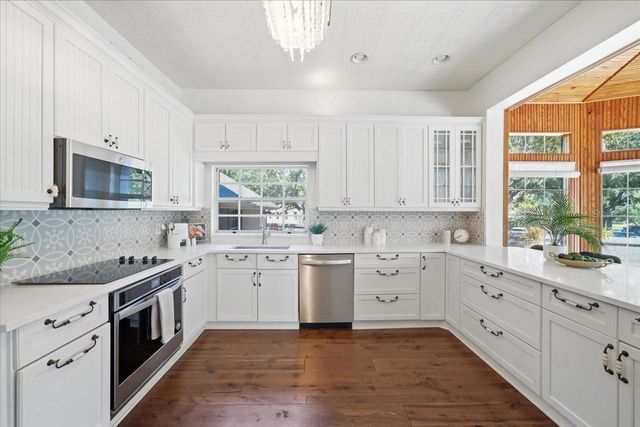 3049 GEIGER COURT, Clearwater, FL 33761