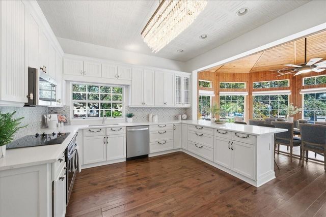 3049 GEIGER COURT, Clearwater, FL 33761