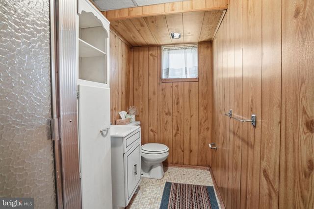 2000 TOMLINSON RD, Philadelphia, PA 19116