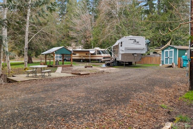 170 E Lakeshore Drive E, Shelton, WA 98524