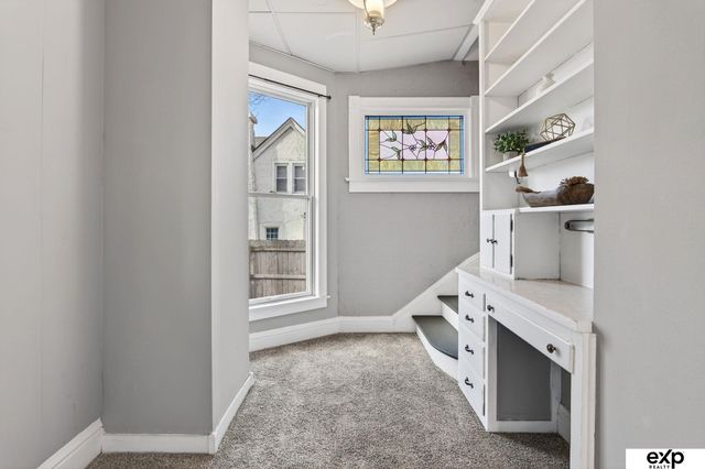 5828 Ohio Street, Omaha, NE 68104