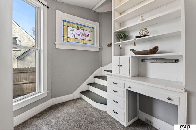 5828 Ohio Street, Omaha, NE 68104