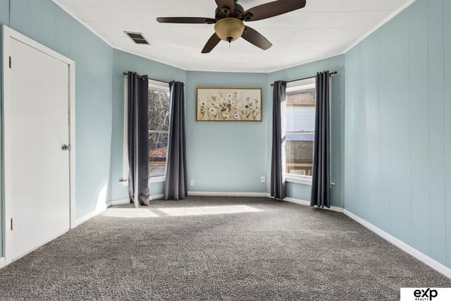 5828 Ohio Street, Omaha, NE 68104