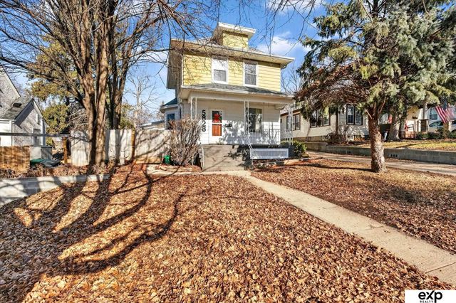 5828 Ohio Street, Omaha, NE 68104
