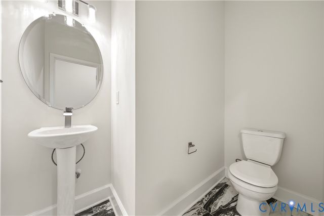 831 Green Ridge Dr, Richmond, VA 23224