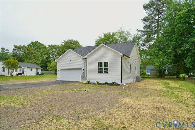 831 Green Ridge Dr, Richmond, VA 23224