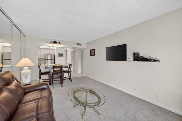 1000 River Reach Drive 406, Fort Lauderdale, FL 33315