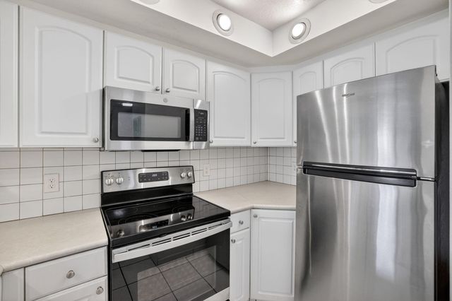 1000 River Reach Drive 406, Fort Lauderdale, FL 33315