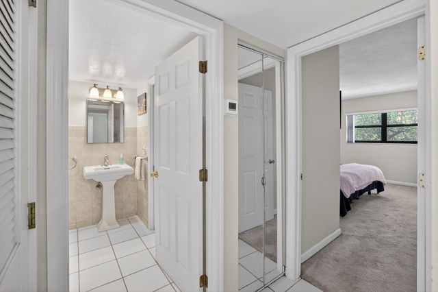 1000 River Reach Drive 406, Fort Lauderdale, FL 33315