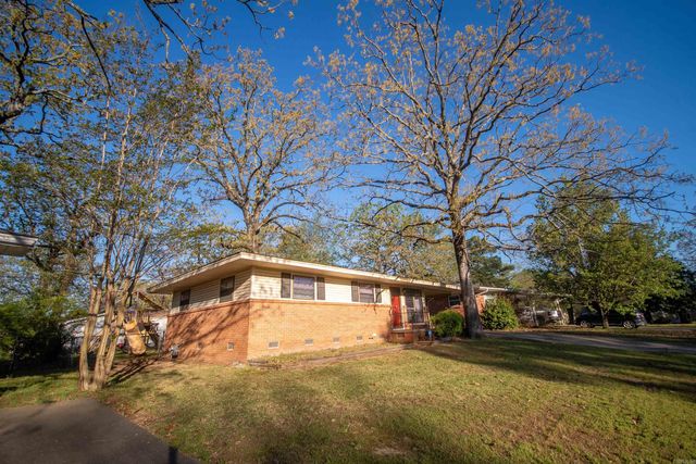 3 La Vista Drive, North Little Rock, AR 72200