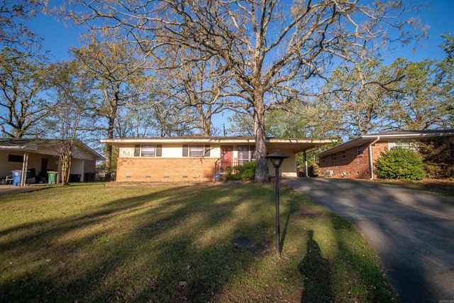 3 La Vista Drive, North Little Rock, AR 72200