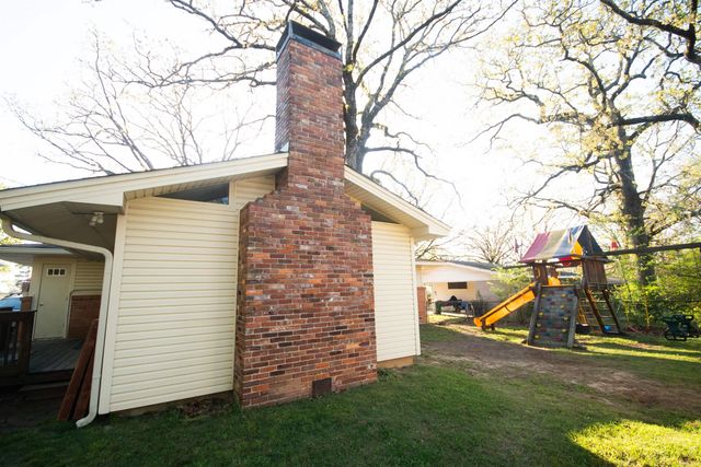 3 La Vista Drive, North Little Rock, AR 72200