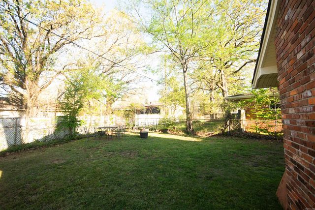 3 La Vista Drive, North Little Rock, AR 72200