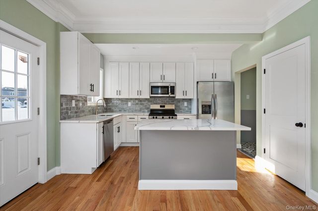 3 Williams Avenue, Amityville, NY 11701