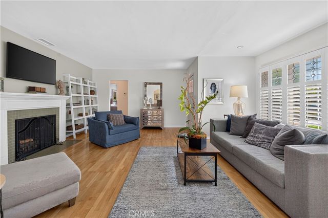 1426 N Buena Vista, Burbank, CA 91505