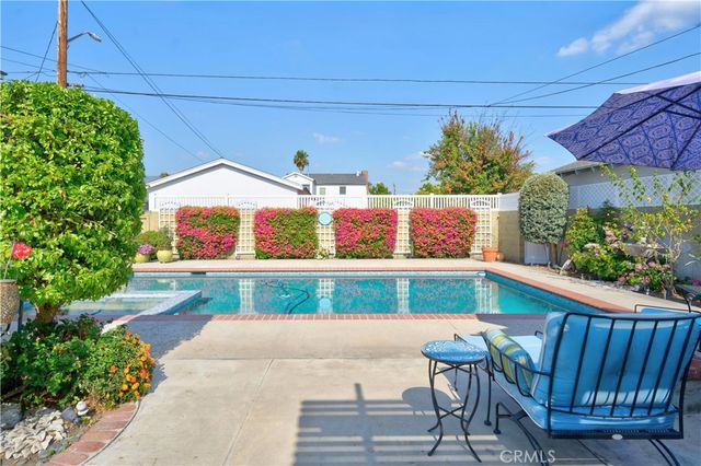 1426 N Buena Vista, Burbank, CA 91505