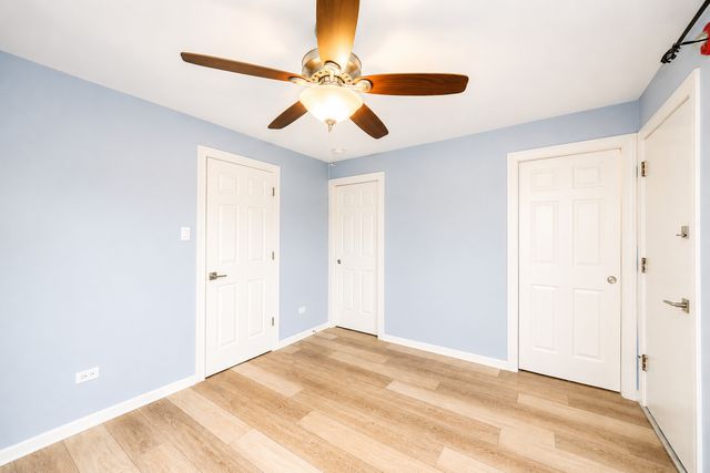 39 King Arthur Court 15, Northlake, IL 60164